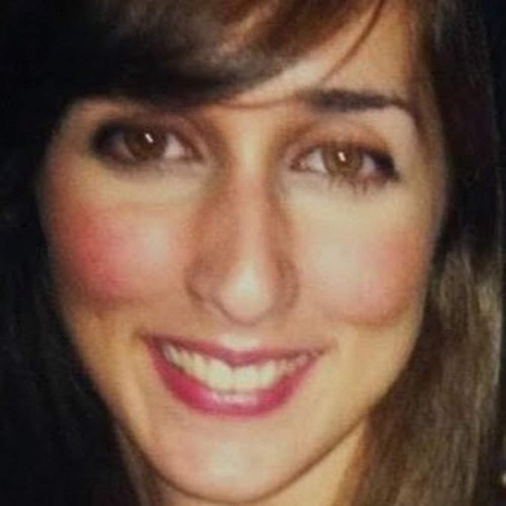 Meet your Posher, Ana